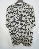 Camisa abstracta blanca y negra de hombre manga corta - Imagen 2