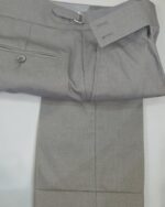 Detalle del pantalón del traje gris marengo Lino Clemente