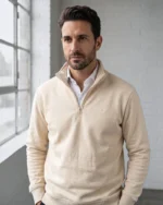 Sudadera beige con media cremallera para hombre José Beltrán - Imagen 1