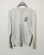 Sudadera verde musgo Boston colgada de frente