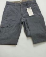 Pantalón chino cargo azul petróleo Boston visto de frente