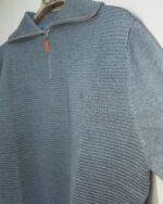 Jersey azul petróleo con media cremallera para hombre, vista frontal