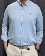 Camisa hombre lisa celeste La Española - Imagen 2
