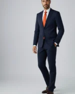 Hombre con traje slim fit azul marino Niza de Lino Clemente