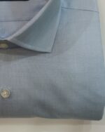 Camisa de vestir celeste con puño mixto para hombre - Imagen 3