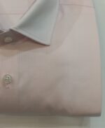 Camisa de vestir rosa de rayas finas semientallada para hombre - Imagen 3