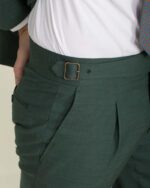 Hombre con traje slim fit verde Triana de Lino Clemente