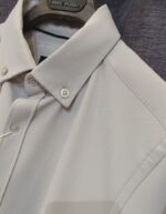 Camisa beige estructura elástica - Imagen 3